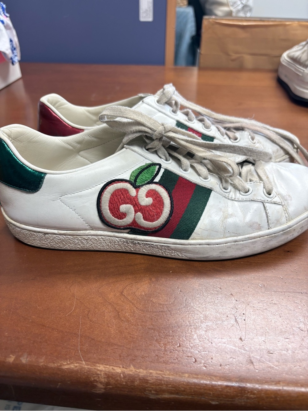 Gucci White Leather Sneakers with Red & Green Stripe and Apple Patch
